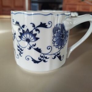 (BUY 4 for $40) Blue Damube Mug